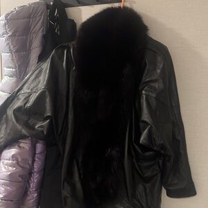 Jacqueline Ferrar Elegant Black Leather Apparel